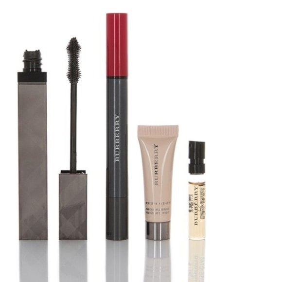 Burberry Makeup Gift Set - Picture 3 of 6